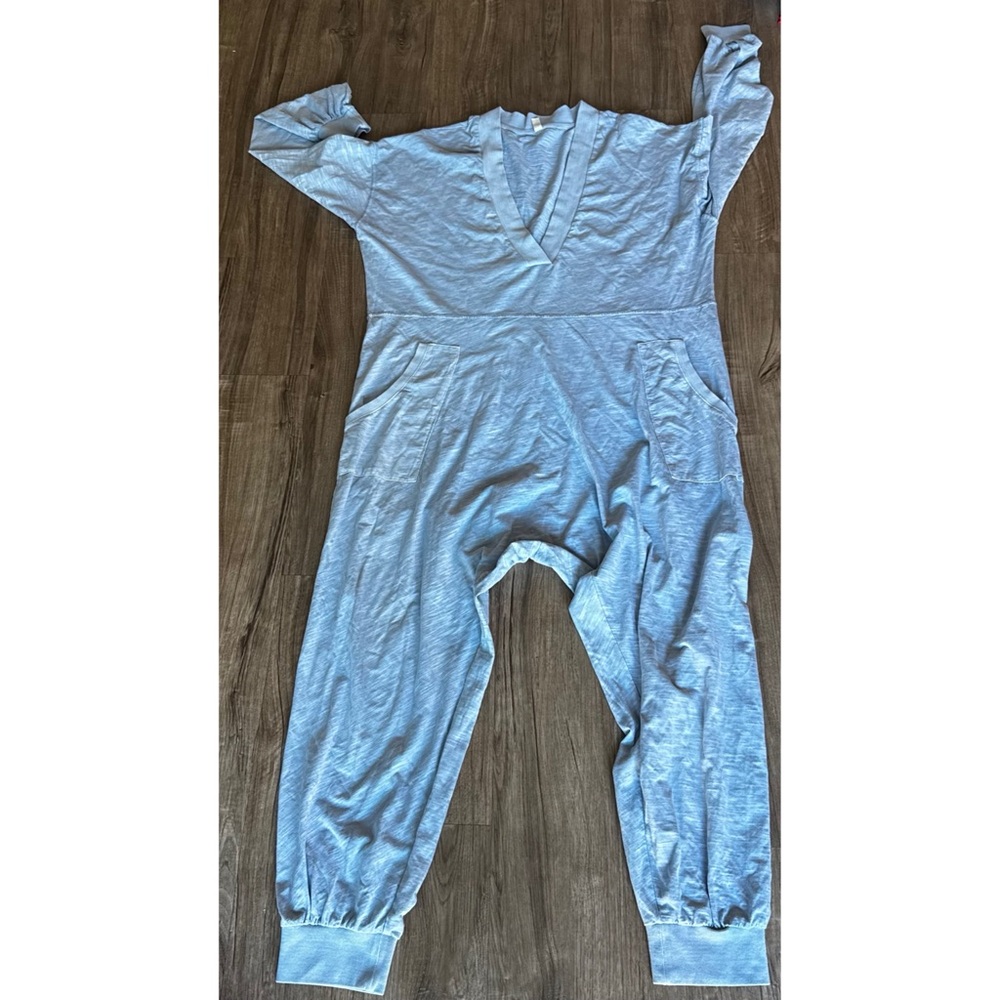 Intimately Free People Just Because Onsie in The Rain size M